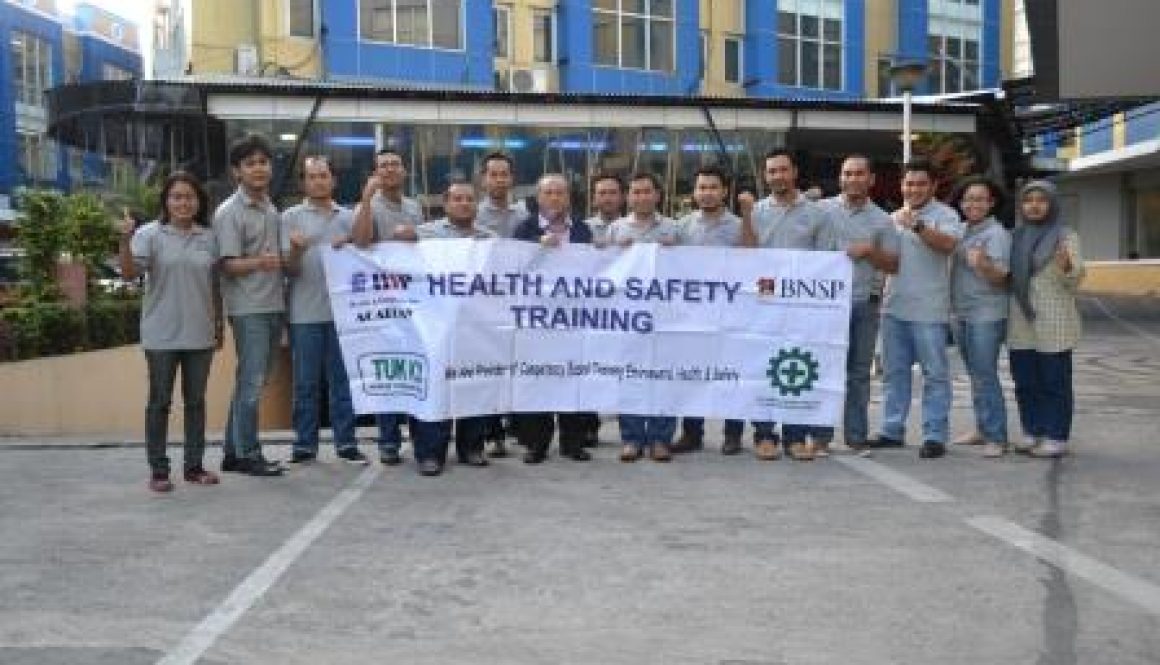 Training Auditor SMK3 Sertifikasi BNSP 30 Training Auditor SMK3 Sertifikasi BNSP 30